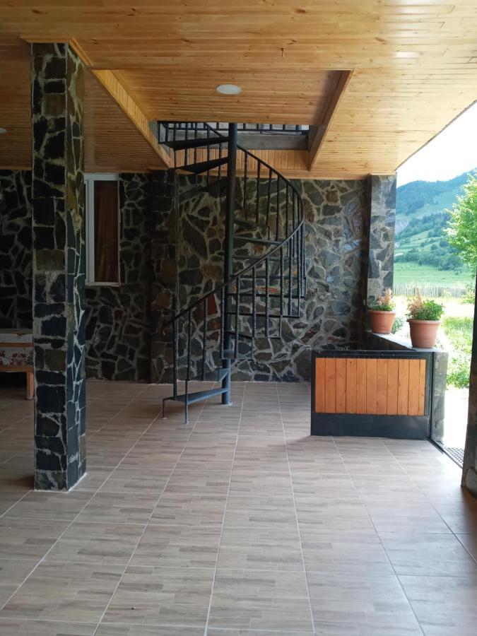 Guest House Tavaduri Mestia Luaran gambar