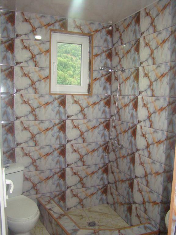 Guest House Tavaduri Mestia Luaran gambar