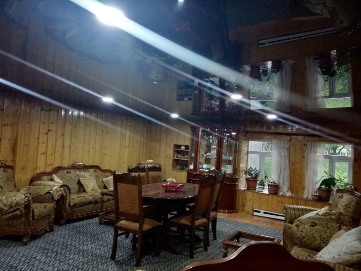 Guest House Tavaduri Mestia Luaran gambar